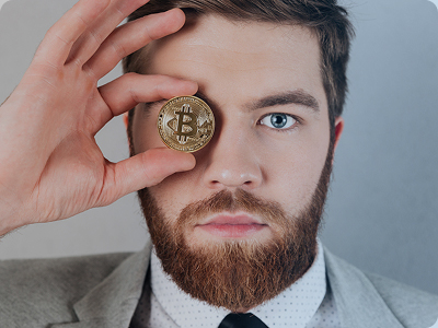 Julian Wolf – Chief Analyst bei Ulivex Vara